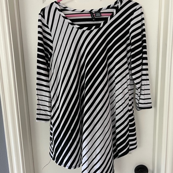 New Directions Striped Shirt - Picture 1 of 3